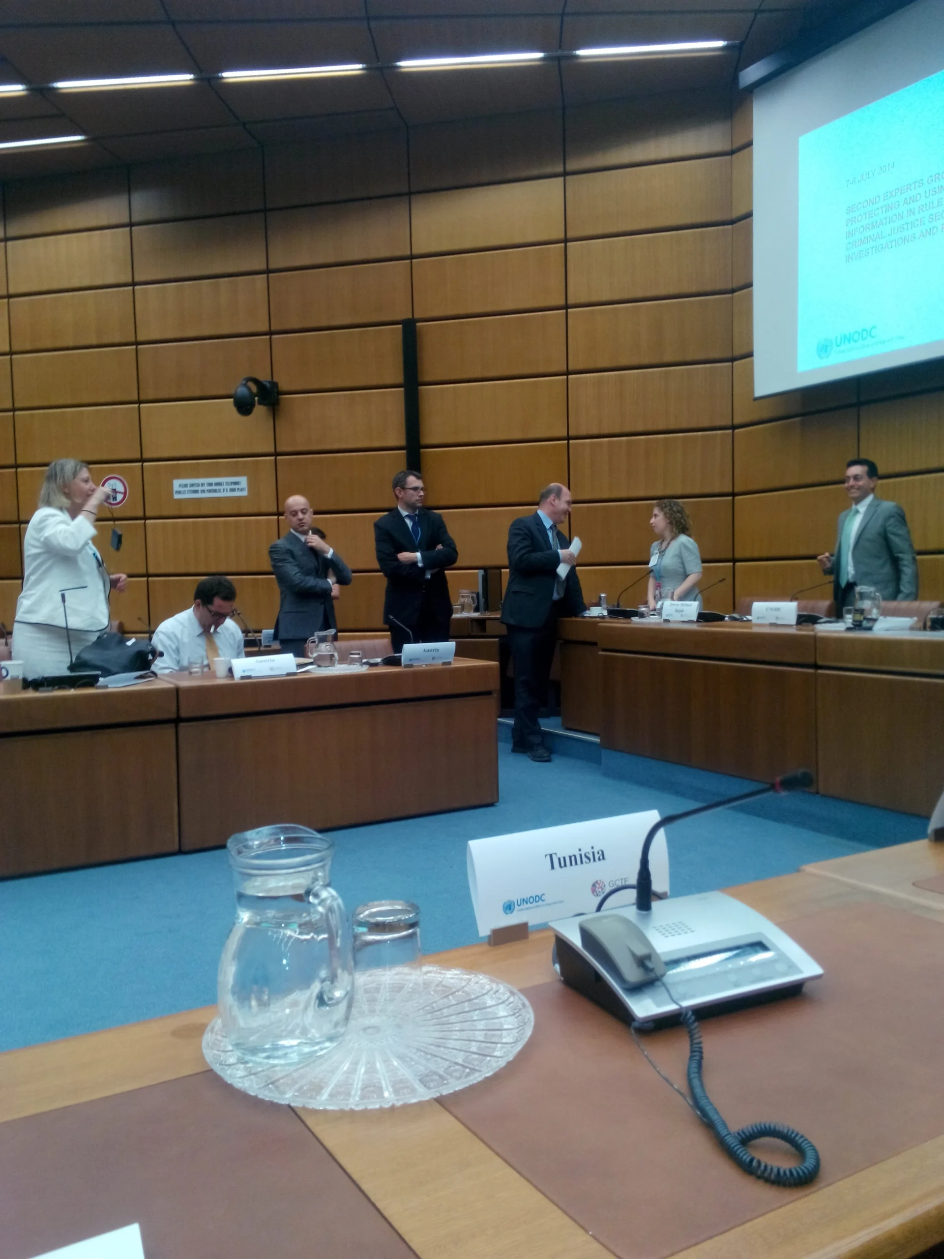 Bechir Akremi participant à une conférence des Nations unies sur la justice, la sécurité internationale et la lutte contre le terrorisme.
