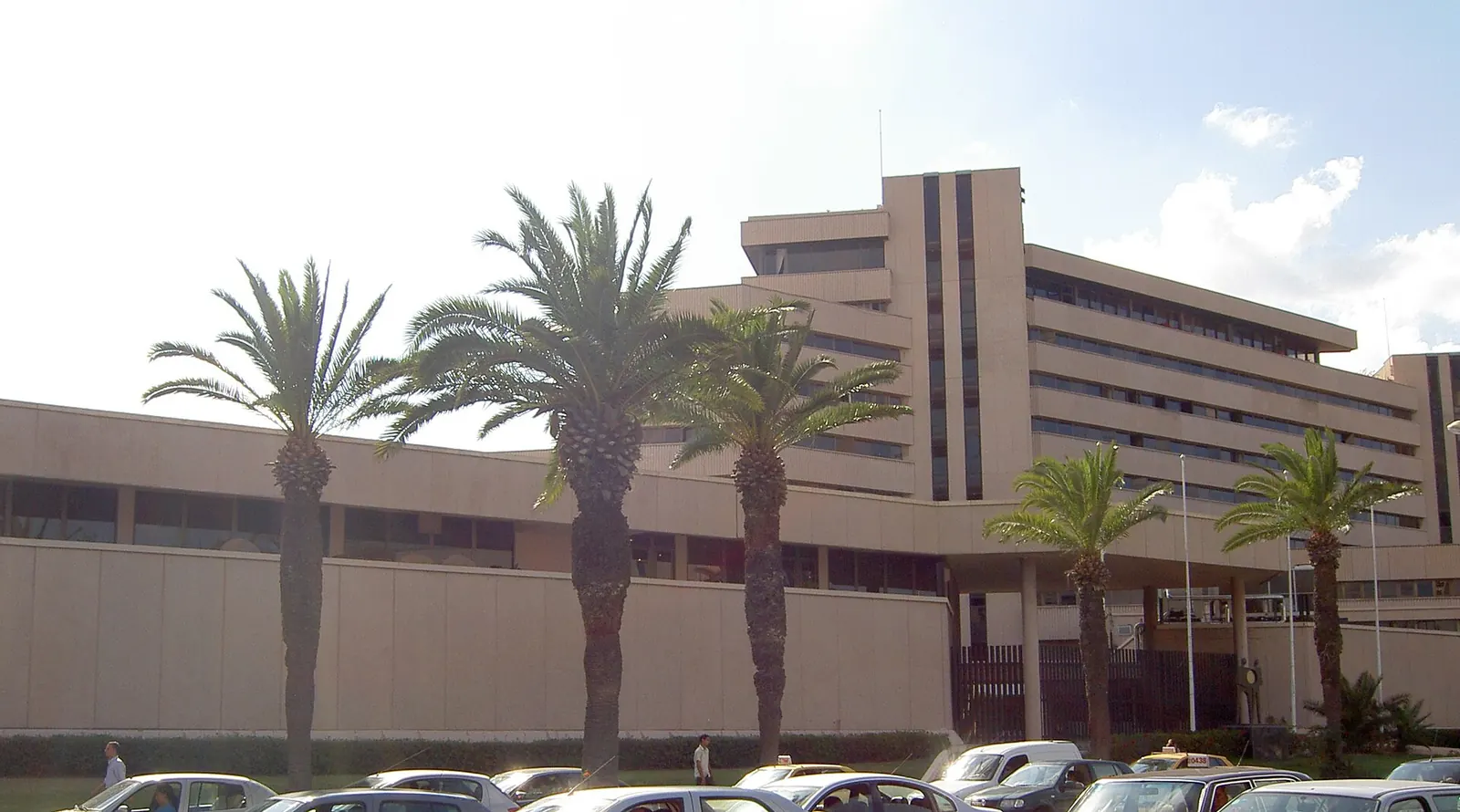 Le siège de la Banque centrale de Tunisie, à Tunis : Kais Saied promettait 13,5 milliards de dinars repris aux hommes d’affaires accusés de corruption