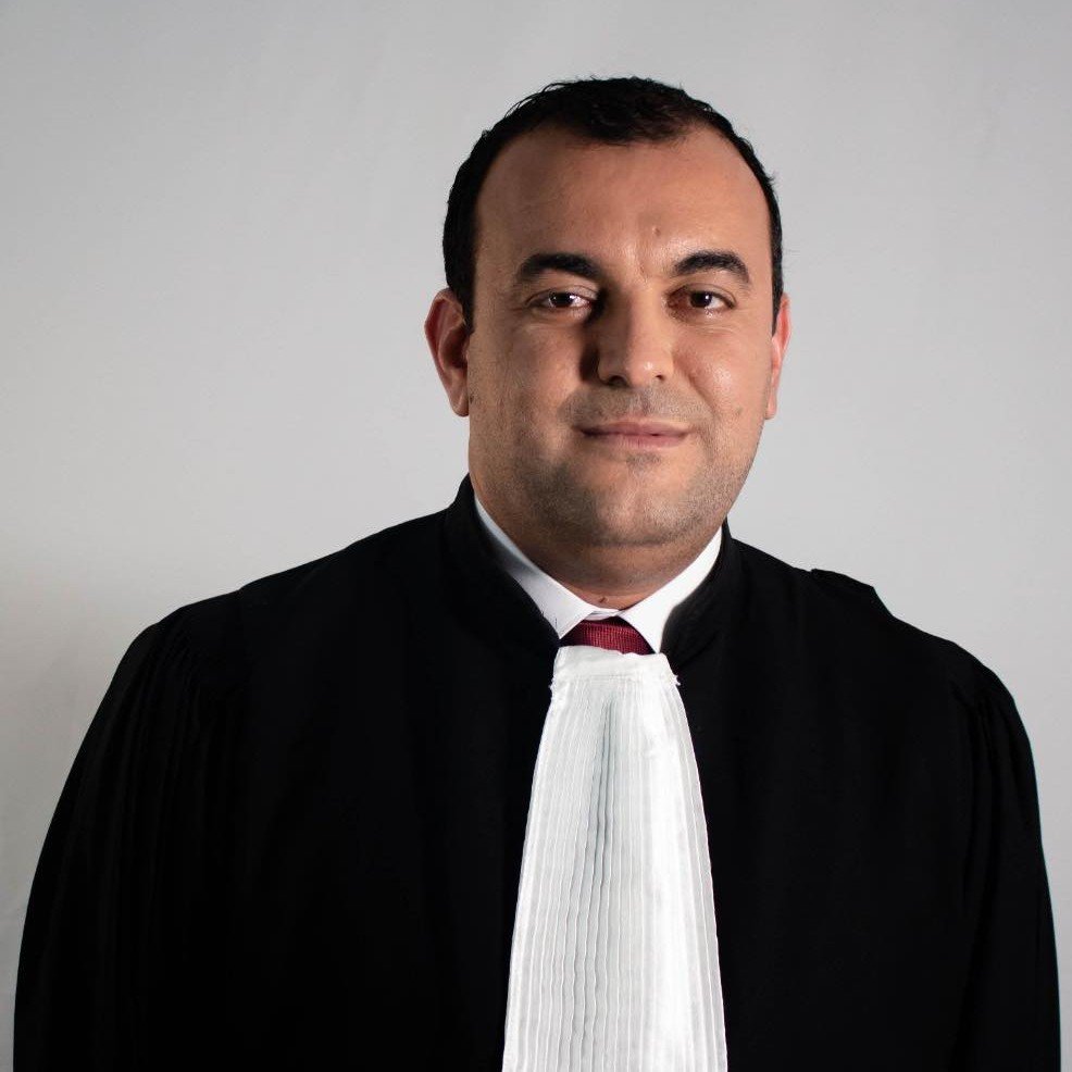 Portrait de l’avocat Mehdi Zagrouba